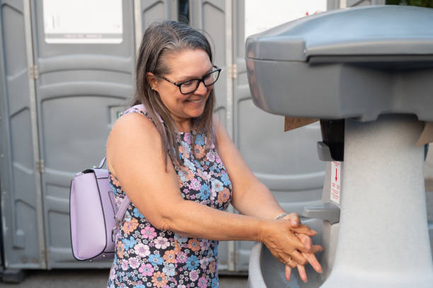 Best Sanitation services for porta potties  in Flordell Hills, MO